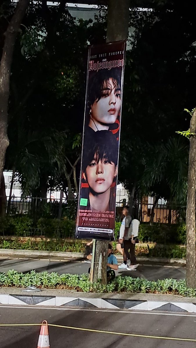 hambug0mgojI's tweet photo. #HAJEONGWOO banner guys🤩🤩 https://t.co/pOtQnopESB