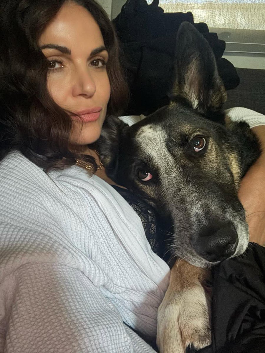 Portal Lana Parrilla | Fã-site tweet media