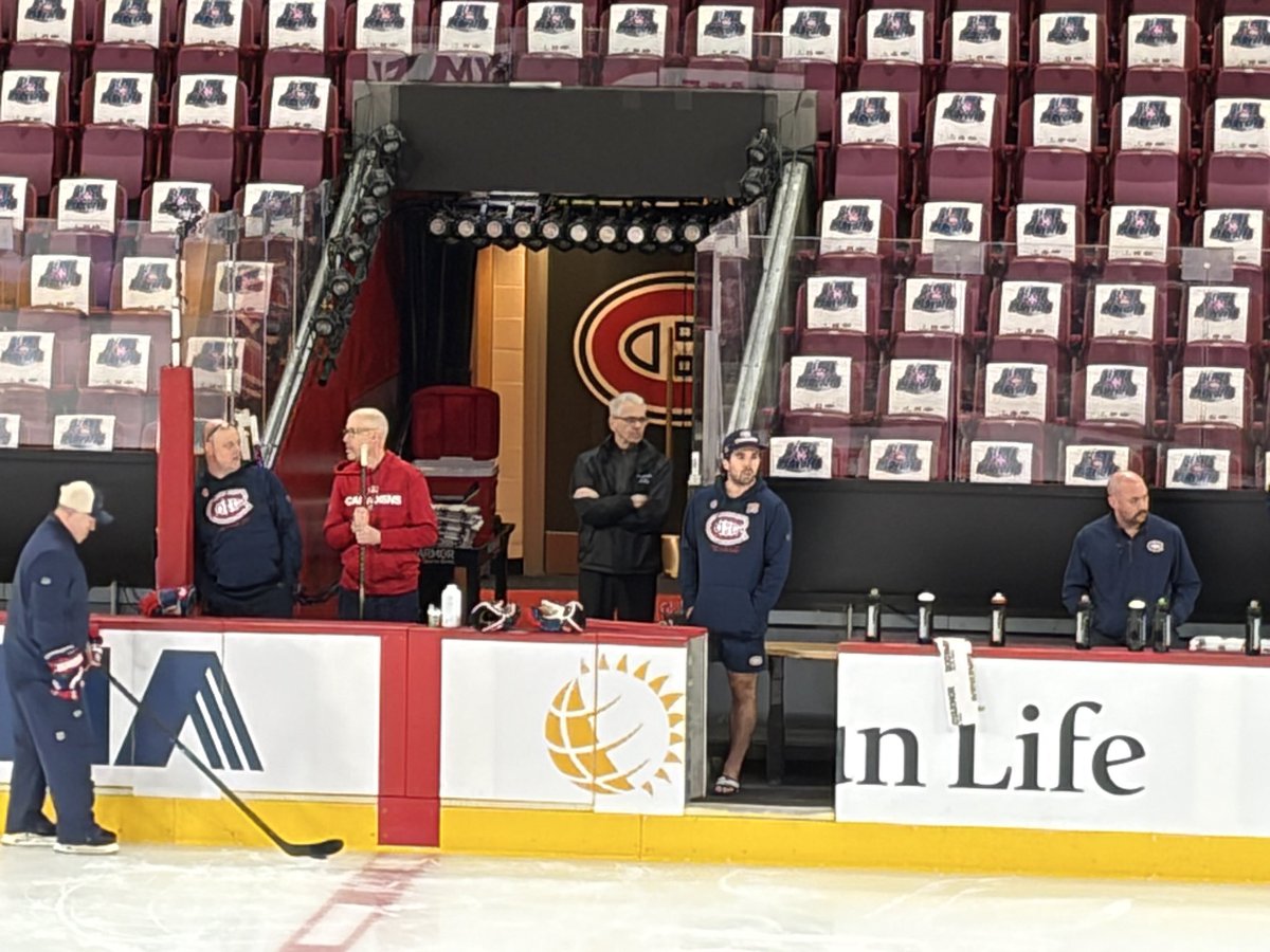 KenzieTSN's tweet image. Alex Newhook taking in the sights and sounds of morning skate #Habs