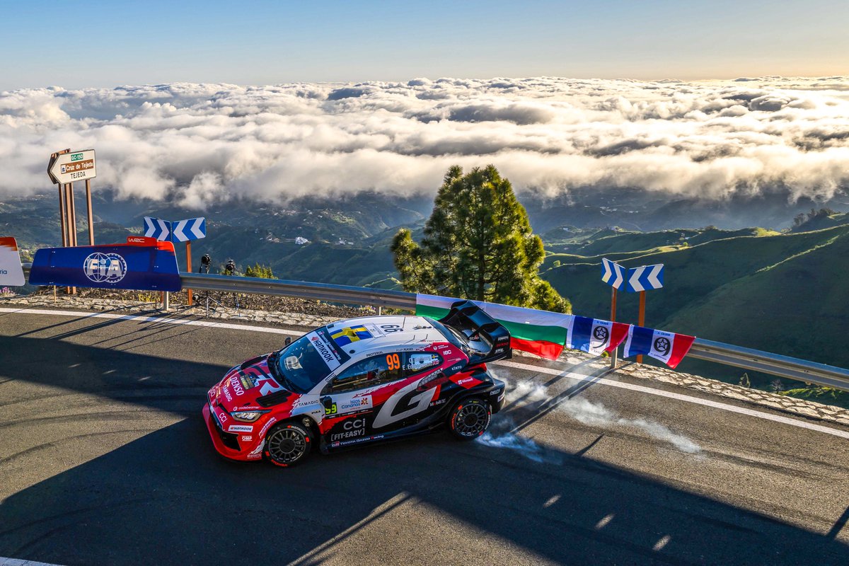 OfficialWRC's tweet image. Times for SS5 at @RIslasCanarias ⏱️
 
1️⃣ @OliverSolberg01 7:38.3
2️⃣ @SebOgier +0.1
3️⃣ @SamiPajari +2.4

#WRC | #RallyIslasCanarias 🇪🇸