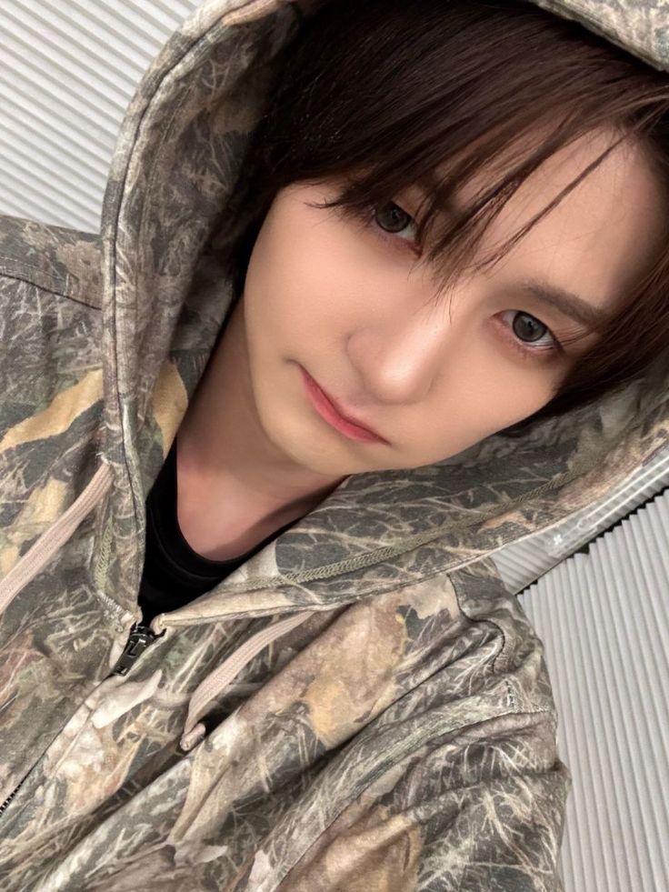 jiungcot's tweet image. all eyes on you, all eyes on me 🎀 🦊💗🐻‍❄️🩰

#andearselcaday #asd #seungmo #김승모 #ampersandone @_AMPERSANDONE_