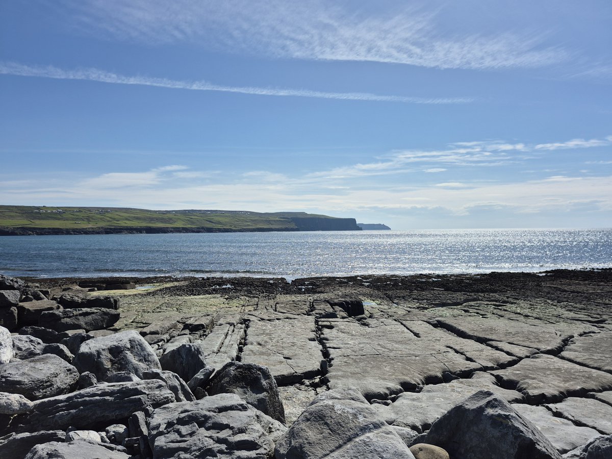 thegaffer1969's tweet image. Not a bad place to spend a few days #cliffsofmoher