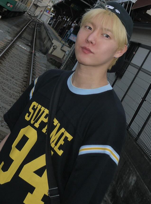 Yonghoon's tee on his instagram post ! #ONEWE <a href="/official_ONEWE/">원위 (ONEWE)</a>