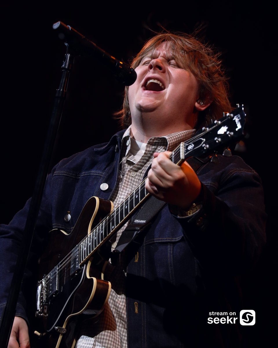 KiSS925's tweet image. We’ll never forget you @lewiscapaldi 🥹🫶

📸: @joreyaleesha

#LewisCapaldi #Concert #Toronto #SeekYourSounds