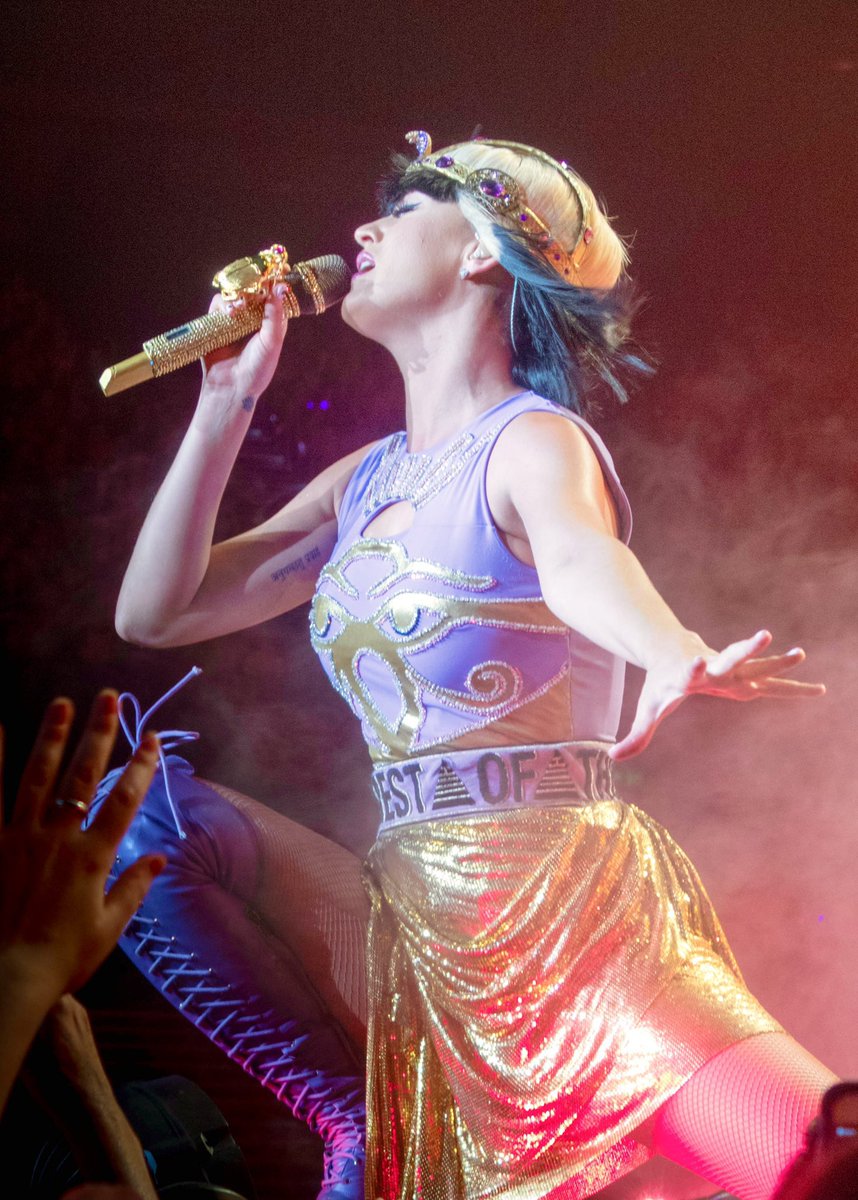 Portal Katy Perry tweet media