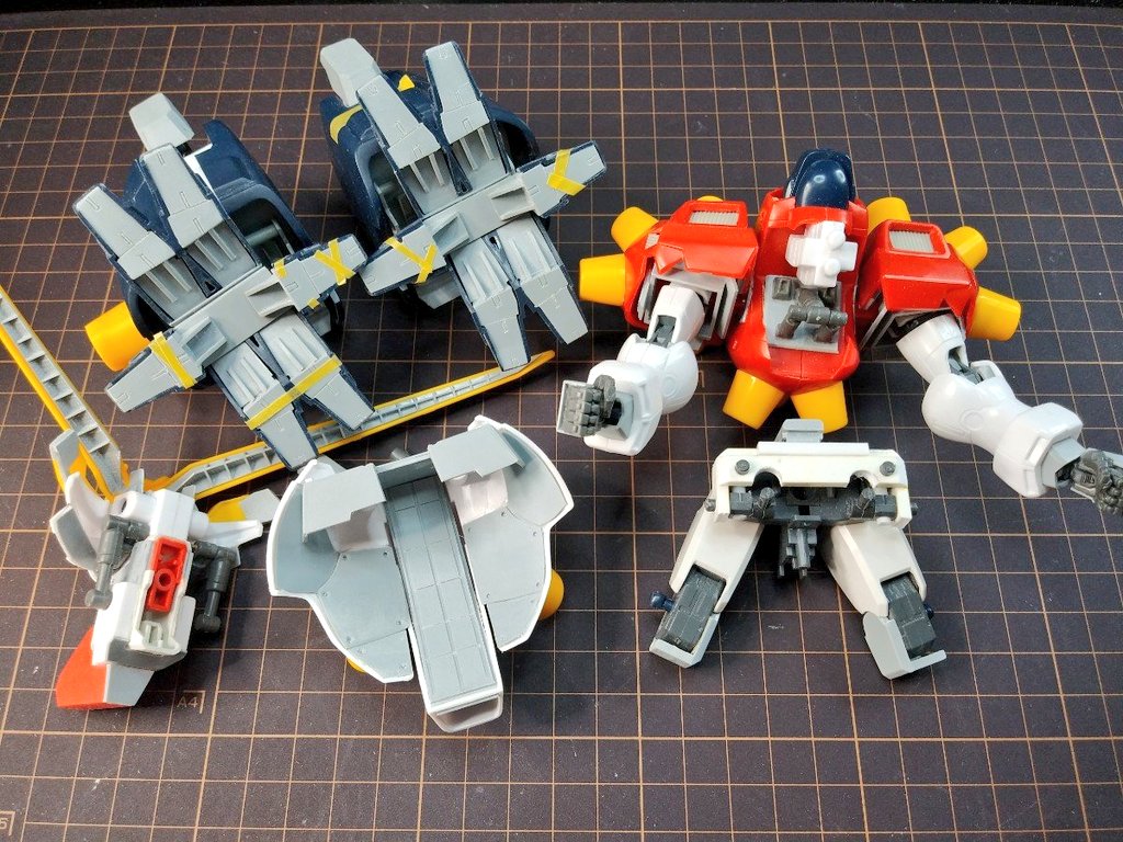 MaydecModel's tweet photo. アリュゼウスの足裏肉抜きが話題ですが、それではここでデビルガンダムのハンパない足裏をどうぞ https://t.co/B5TaX0Se0j