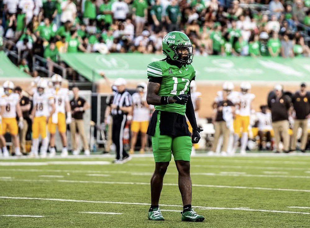D1CodySmith's tweet image. North Texas offered @Coach_NealBrown @MeanGreenFB @coach_traylor @MikeRoach247 @therealraygates @GPowersScout @Rivals @ChadSimmons_ @samspiegs @SOCGoldenBearFB @SportsDayHS #gmg🦅