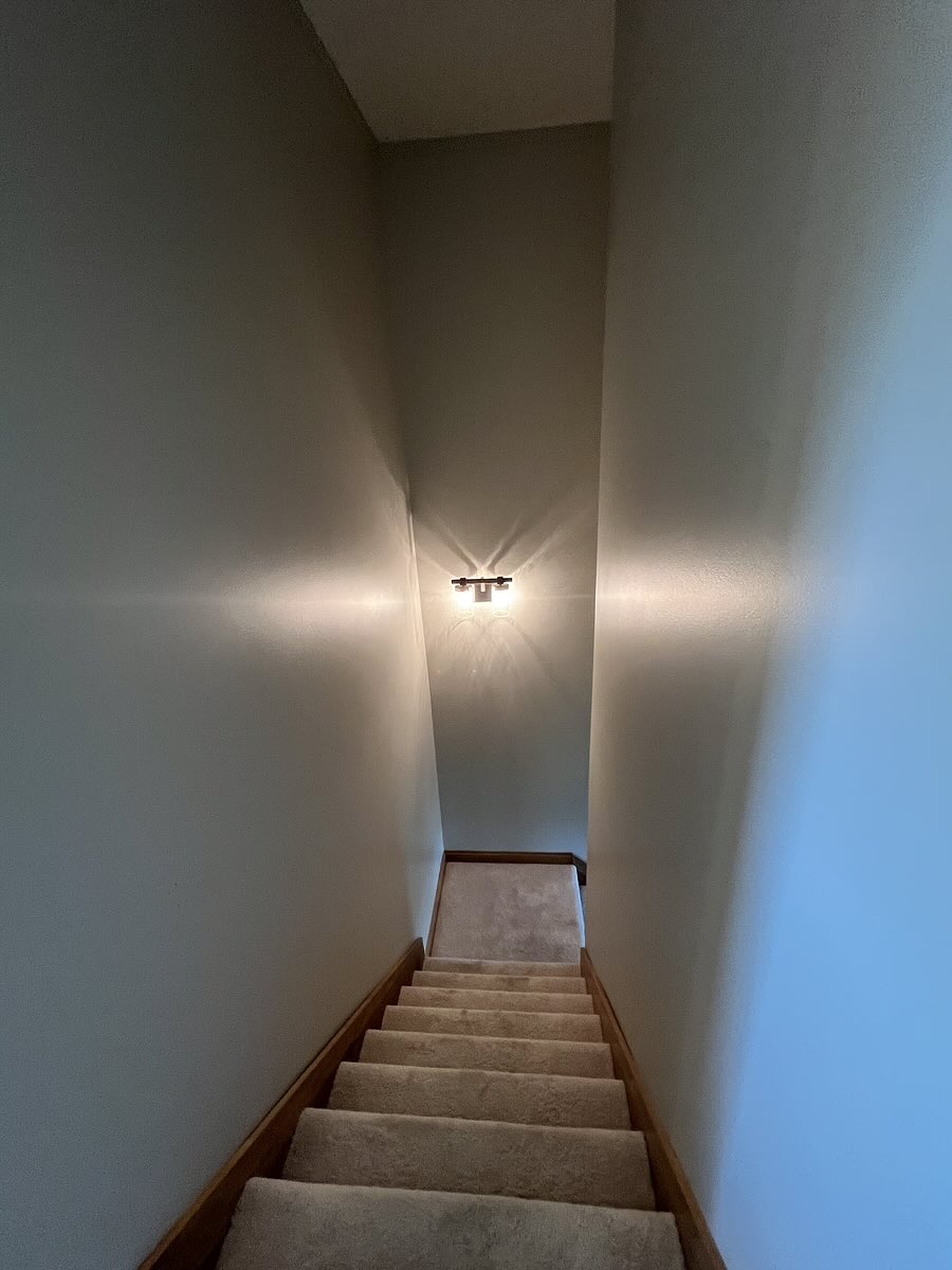 Florabropaint's tweet image. Here’s an interior project we just wrapped up for a great client out in Bainbridge!
If transforming the interior of your home or business is on your list, we’ve got you covered!
Call us today!

📞317-447-5227

#interiorpainting #homerefresh #teamfbp #indypainter #interiordesign