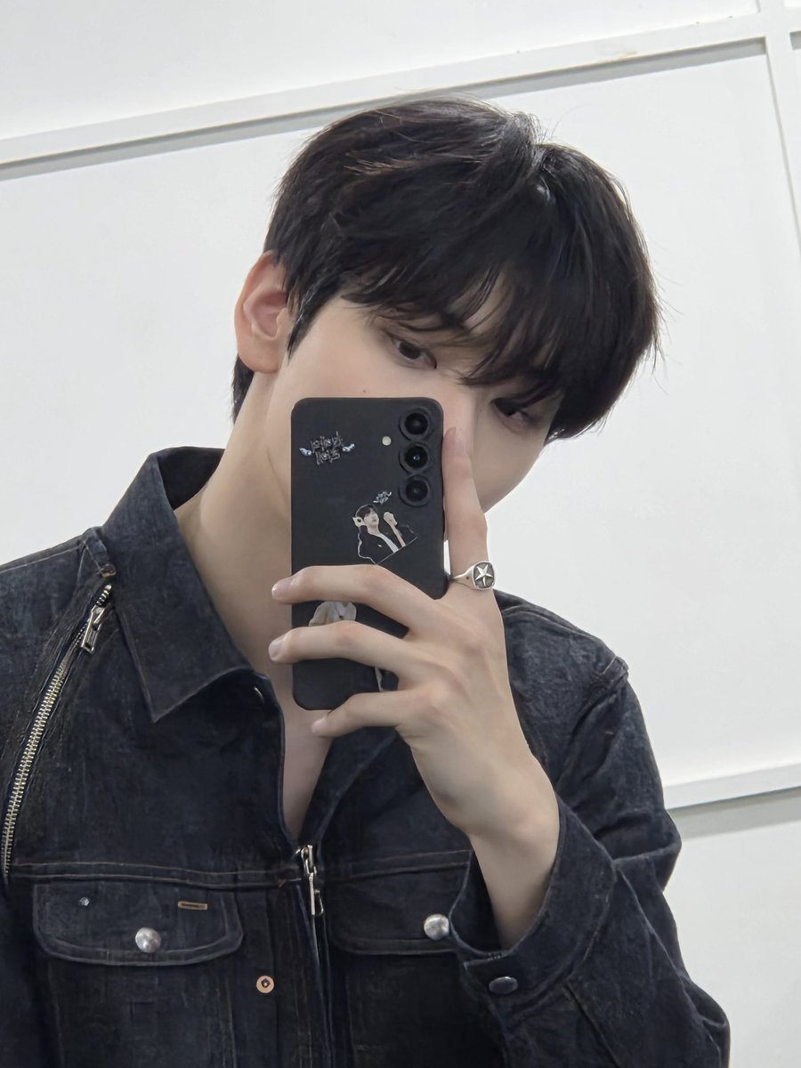 𝗌𝗈𝗈𝖻𝗂𝗇. tweet media