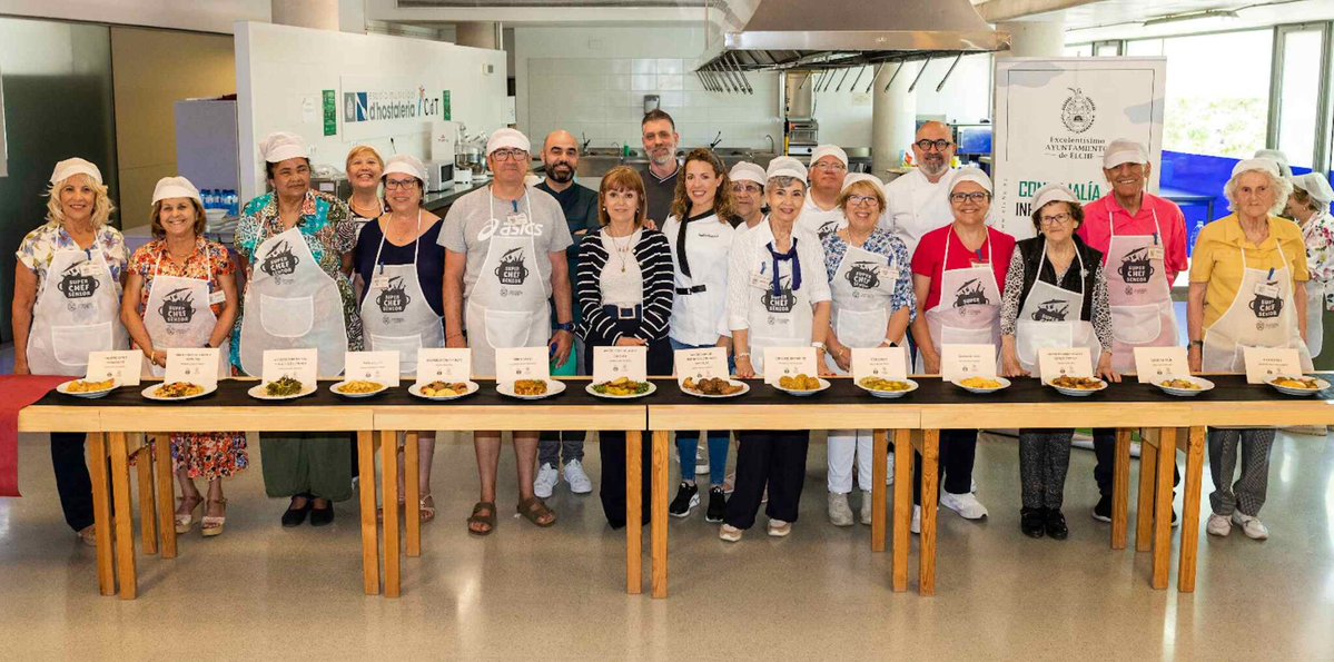 _versionradio_'s tweet image. Versión Actualidad.
La nueva edición de Superchef Sénior de #Elche se hará el 27 de mayo.
Más actualidad en versionradio.es y cada hora en versionradio.fm
 versionradio.es/la-nueva-edici…