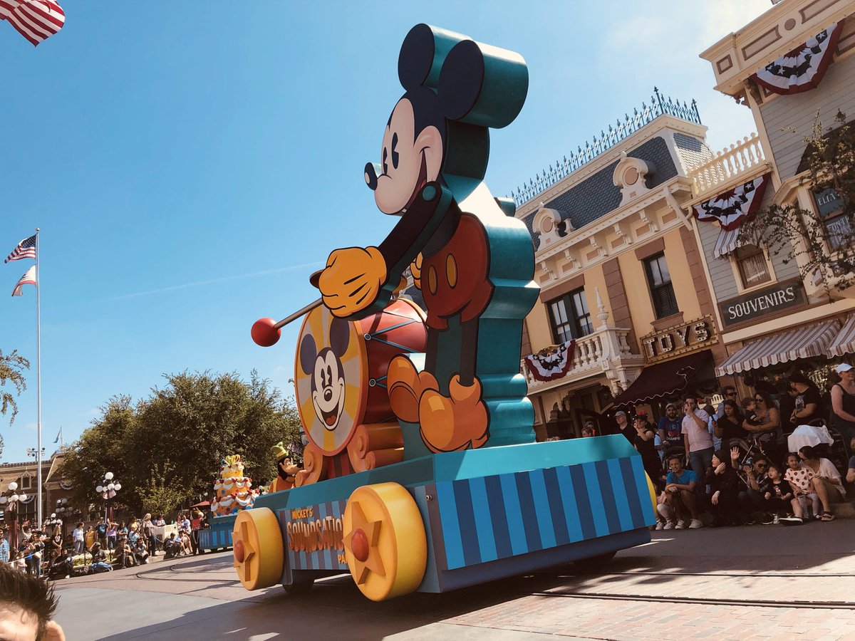 Ian “Meme” Malcolm tweet media