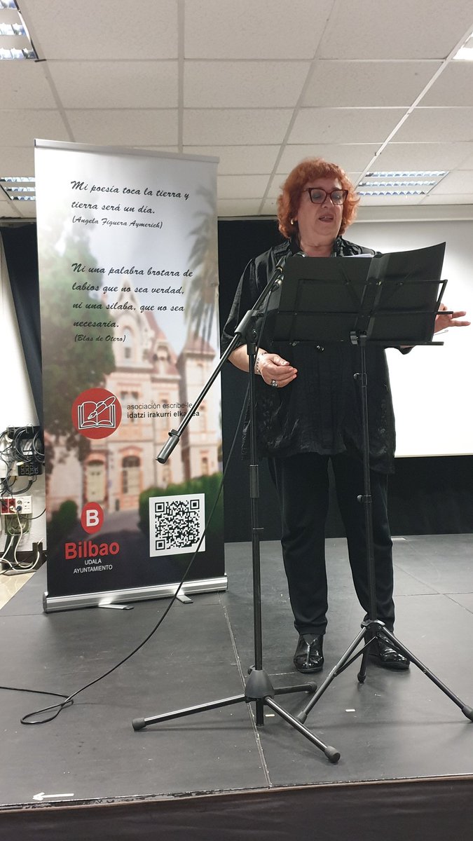 mirenepalacios's tweet photo. #Recitalpoéticomusical el 23 de abril en Bidarte. Asociación Escribe-Lee. Bilbao #Gracias #poetry
#poetrycommunity #writer
#writerscommunity
#felizsantjordi #FelizDiadellibro #MirenEPalacios https://t.co/k7hQfAA8hB https://t.co/q00Ww64c26