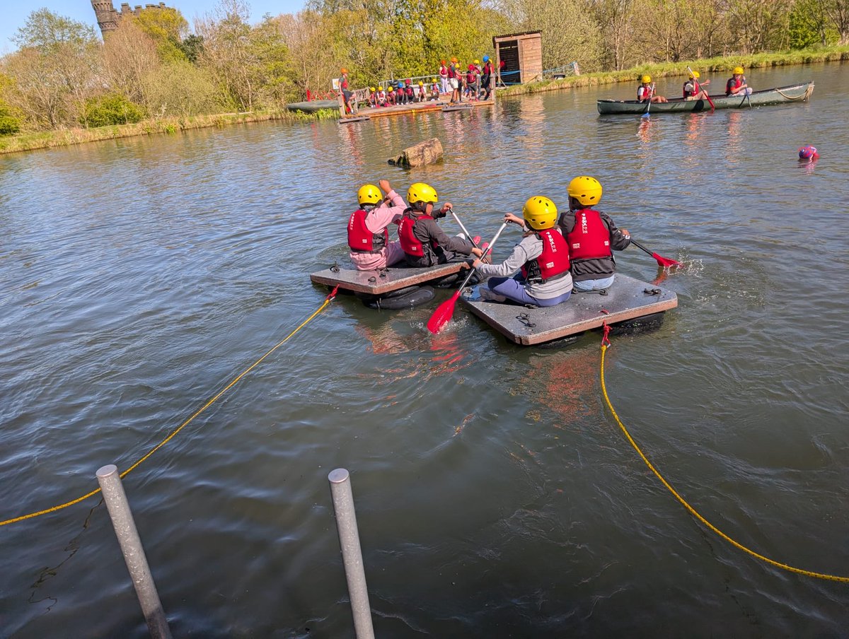 Rolls_Crescent's tweet photo. This afternoon our Y6’s have been canoeing and raft building. Some of the children fell and ended up in the water and others stayed on the raft. They are all having a great time so far. https://t.co/V0JPKBGQNw