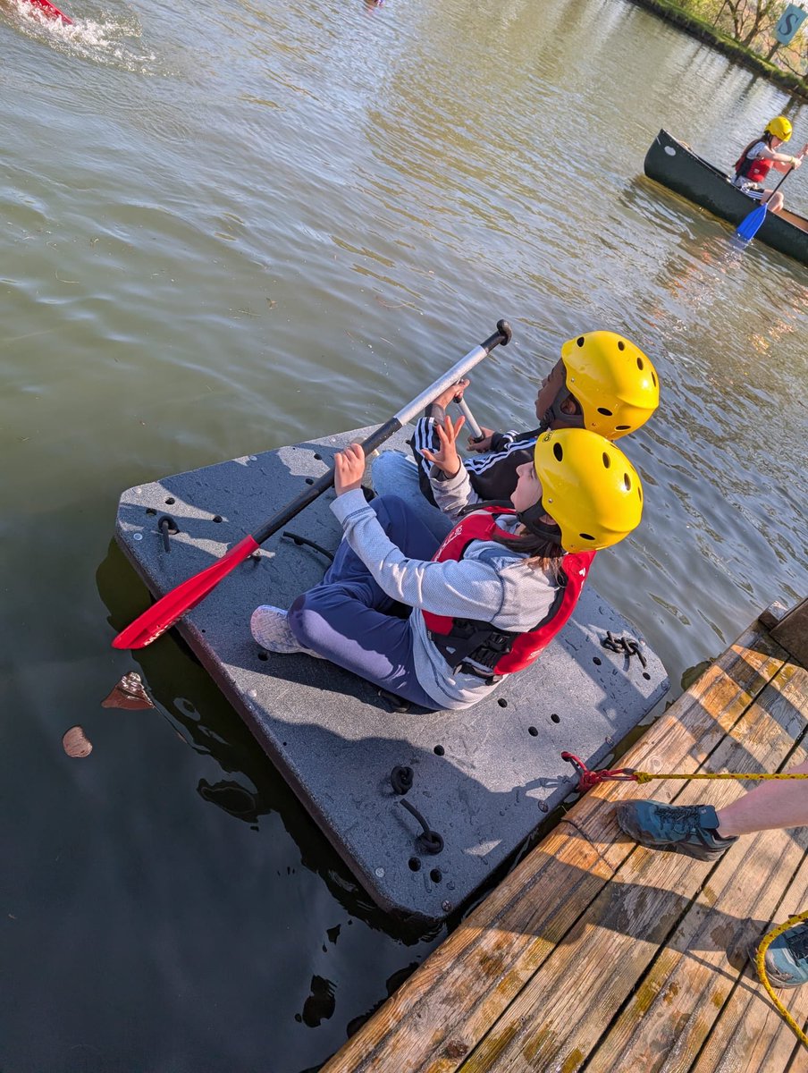 Rolls_Crescent's tweet photo. This afternoon our Y6’s have been canoeing and raft building. Some of the children fell and ended up in the water and others stayed on the raft. They are all having a great time so far. https://t.co/V0JPKBGQNw