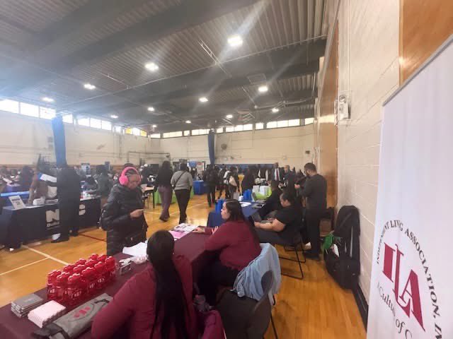 ILAOnline's tweet image. #ILA took part in a #Brooklyn Job Fair where we distributed over 100 employment applications! The event was hosted by the 69th Pct. Community Council in partnership with @RepJeffries, the Hebrew Educational Society &amp;amp; more. Thanks to all who attended! #JobFair #Careers