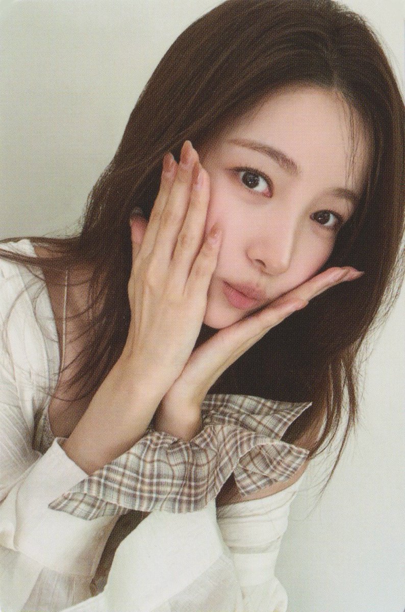 KimSoJeong_CN's tweet photo. 2026 SEASON'S GREETINGS photo card

#SOWON #KIMSOWON #소원 #김소원 https://t.co/75lXU7vNb1