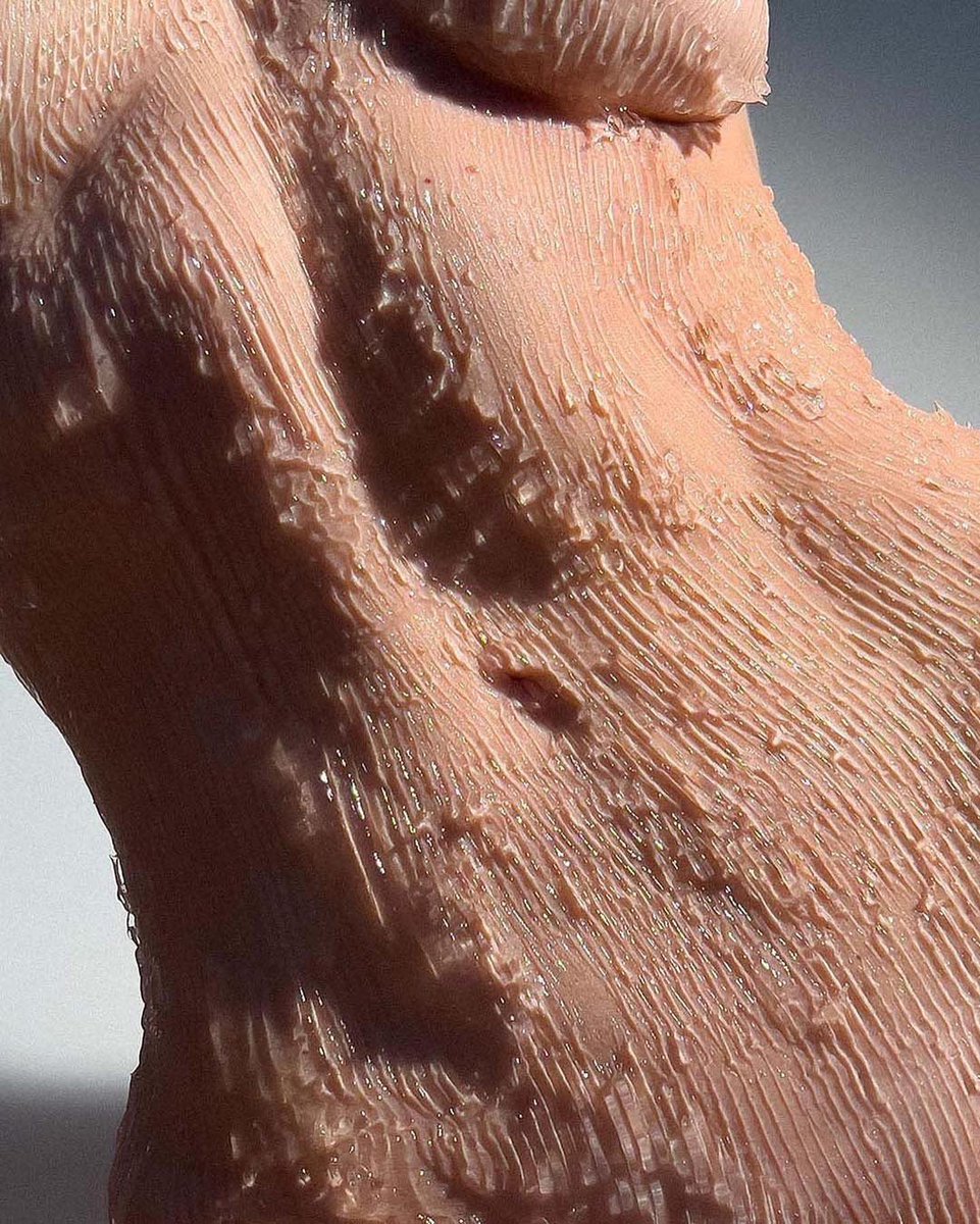 Composition tweet media