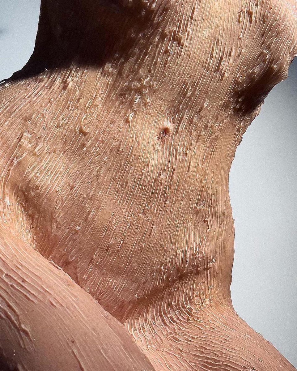 Composition tweet media