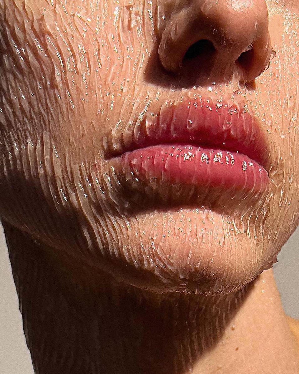 Composition tweet media