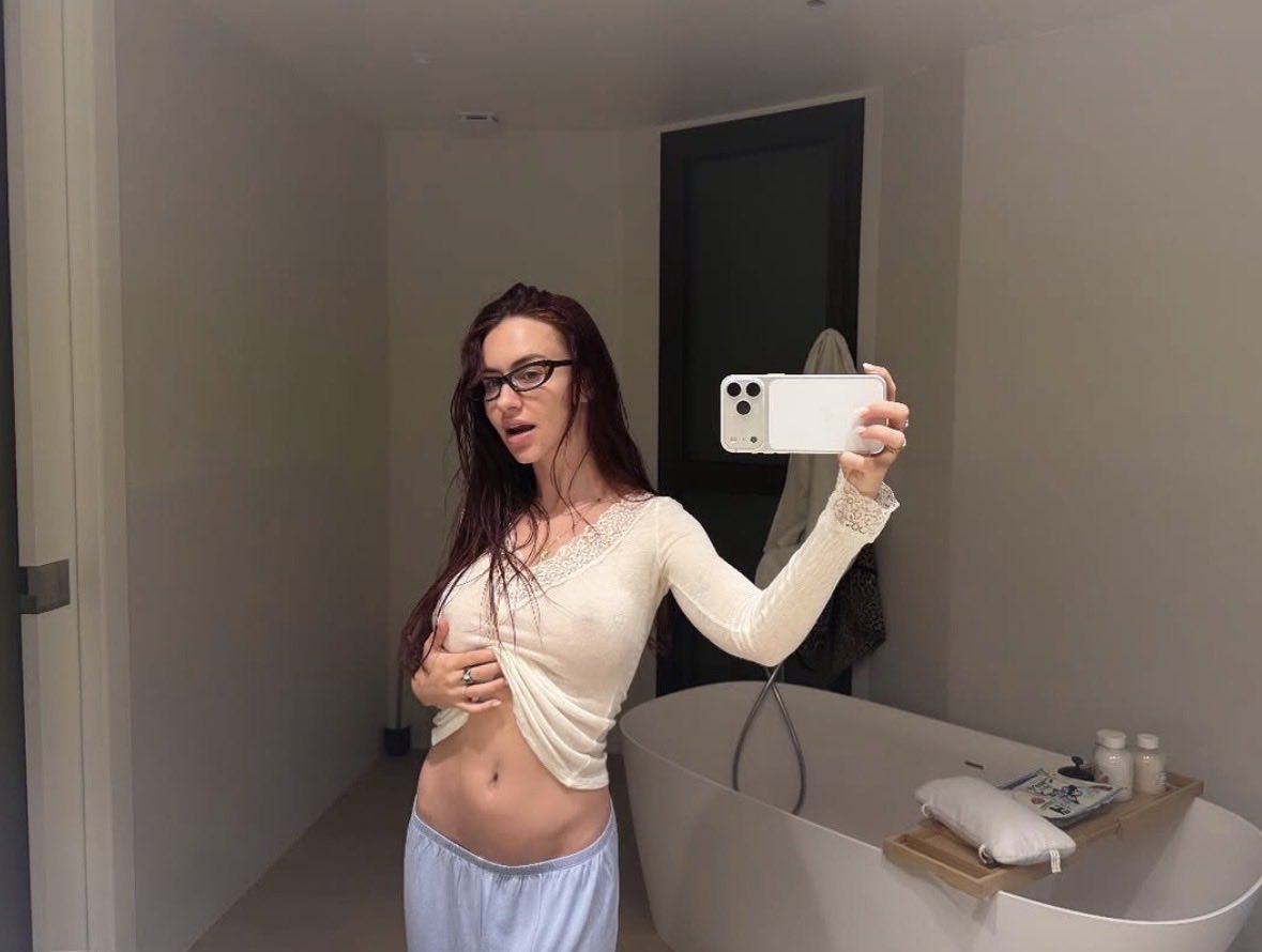 La puta de abril esas tetas puta calienta pija española Tania que ser 

Signal:nando11.90