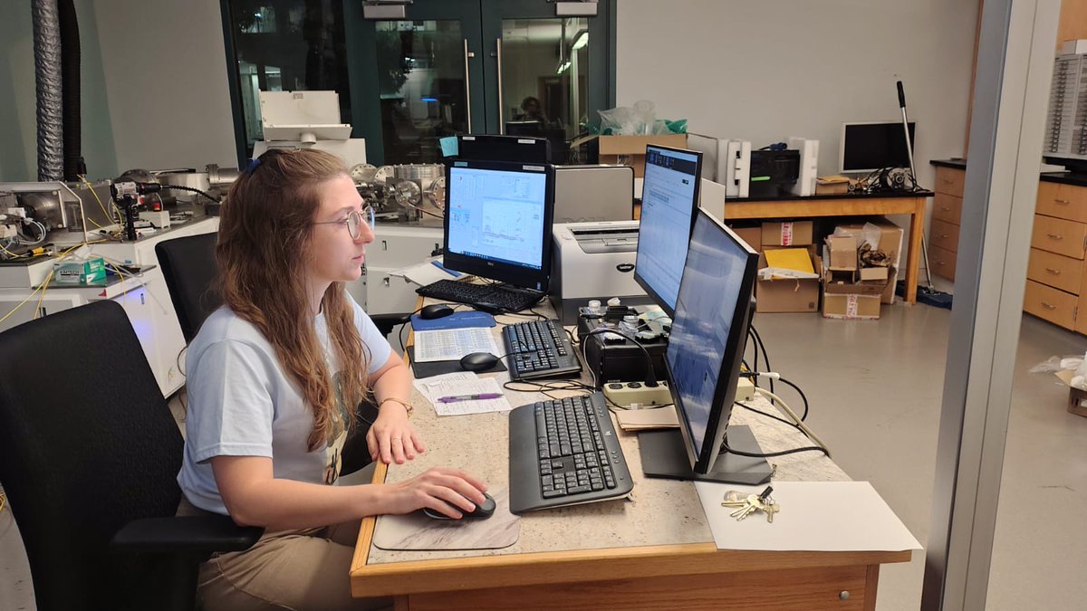 Exactas_UNRC's tweet photo. María Paula Benito, geóloga de la Facultad, realiza una estadía académica de tres meses en la California State University, Northridge (CSUN), en Estados Unidos, en el marco de una beca Fulbright.
https://t.co/BTRrWO5lsu https://t.co/QGmvVHAOZM