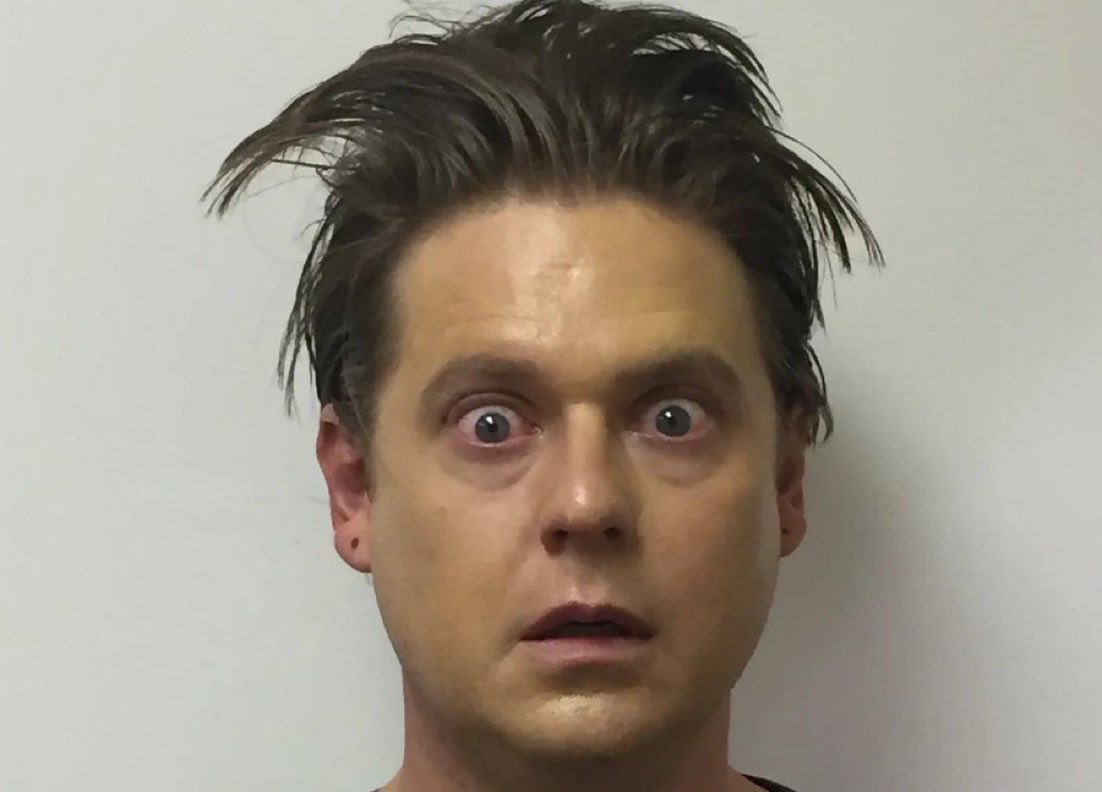 Alex Jones tweet media