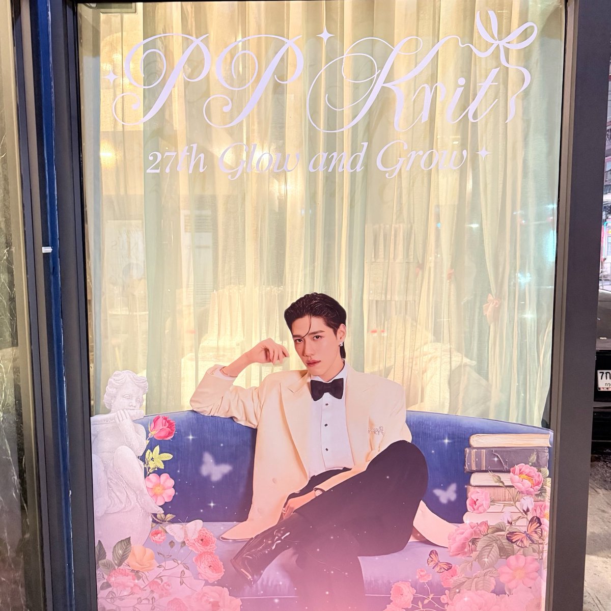 mondayxkktt's tweet image. See you tomorrow ka~ 🎀✨

เนื่องจากที่จองมาไม่เต็ม มีวอล์คอินยังว่างอีก 70 เซตนะค้าบ เป็น First Come Forst Served มาได้เลยค่า 💖

ปล. แนะนำนั่งวินมานะค้าบบ แดดค่อนข้างร้อน ดูแลสุขภาพด้วยค้าบบ
 
#PPKrit27thGlowAndGrow 
#PPKritt