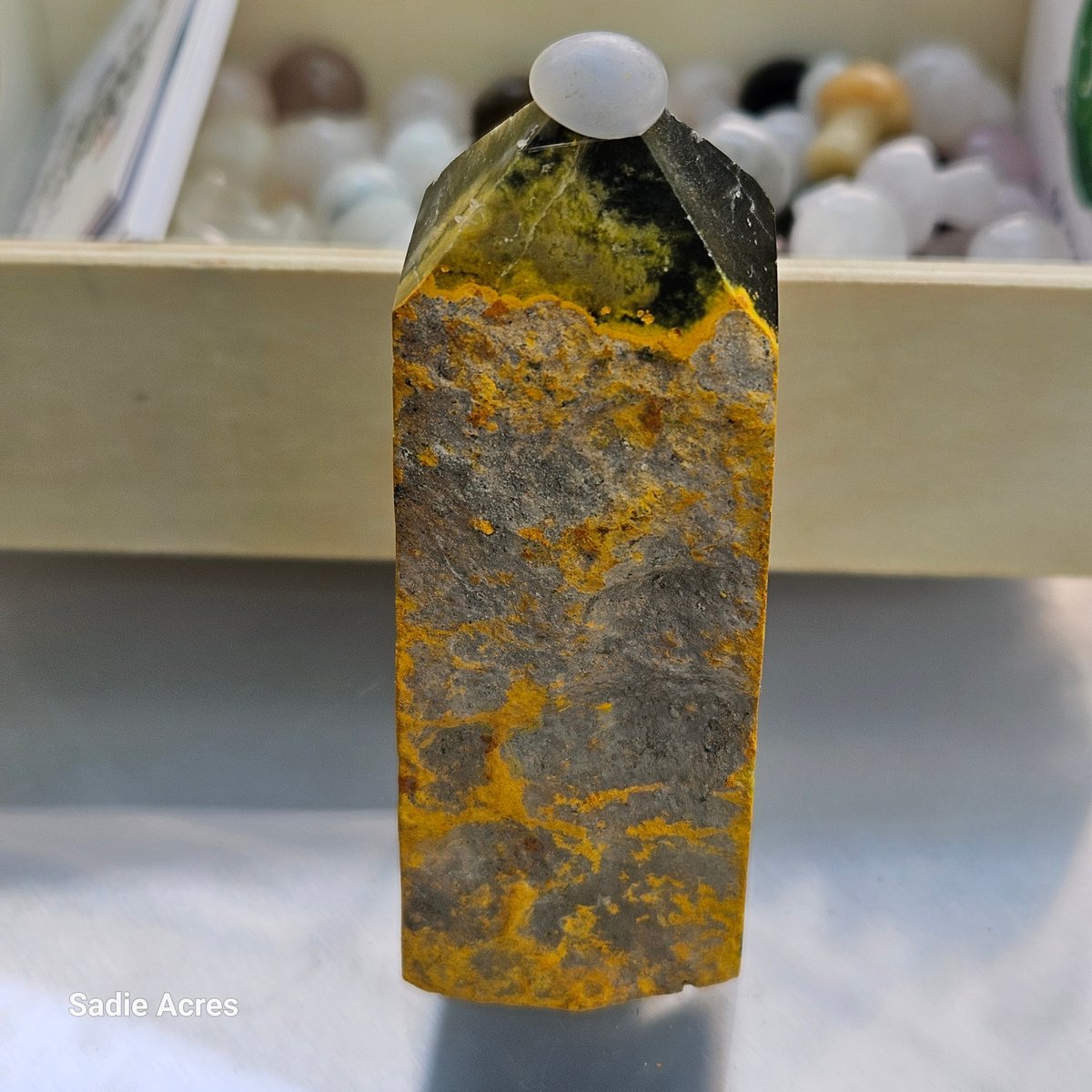 Sadieacres23's tweet image. 15% off during our Last Chance Clearance — Crystal Carvings &amp;amp; Crystal Towers ✨ Grab unique pieces before they’re gone: wix.to/MOg9qqB #Clearance #Crystals #Sale #CrystalCollectors