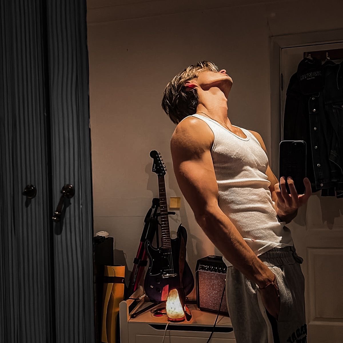 ⠀⠀⠀ ⌜ 𝗡𝗘𝗪⠀𝖴𝖯𝗚𝗥𝗔𝗗𝗘 ! ⌟
⠀⤷‧₊ ⁱⁿˢᵗᵃᵍʳᵃᵐ ˢᵗᵒʳʸ :: <a href="/ItanC_C_/">𝙸𝚝𝚊𝚗</a> !

— Vim dar sinal de vida. 
ㅤ