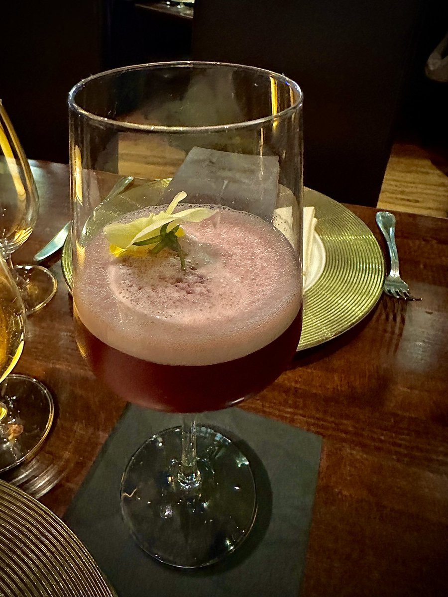 sonisfood's tweet image. Quote with something to drink 🍹

#HappyFriyay #WeekendVibes