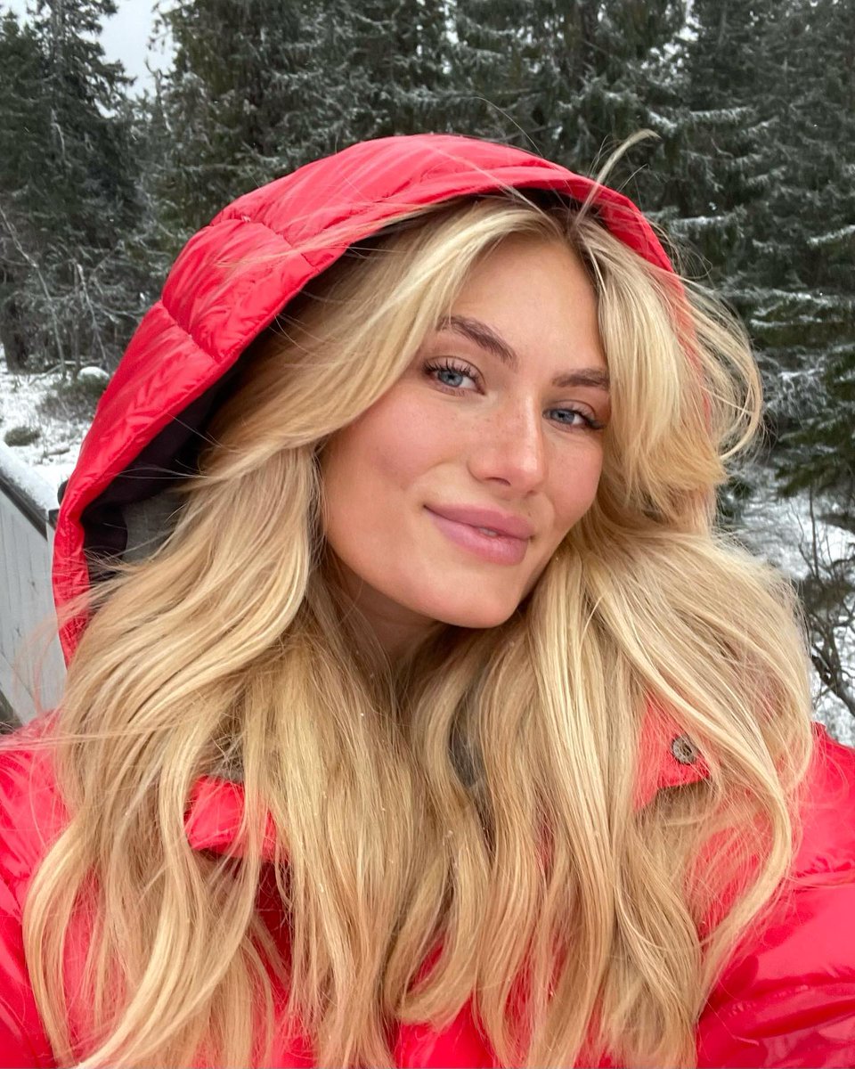 Olga_Cristfb7's tweet image. I wanna connect with All of the MAGA ,Patriots   

If you're MAGA , drop " ❤️ " . I'll follow you   

#MAGA #FlashbackFriday