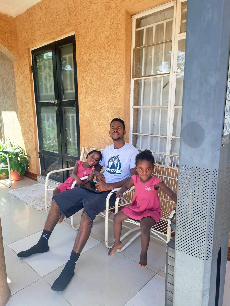 The father of 2 👑 tweet media