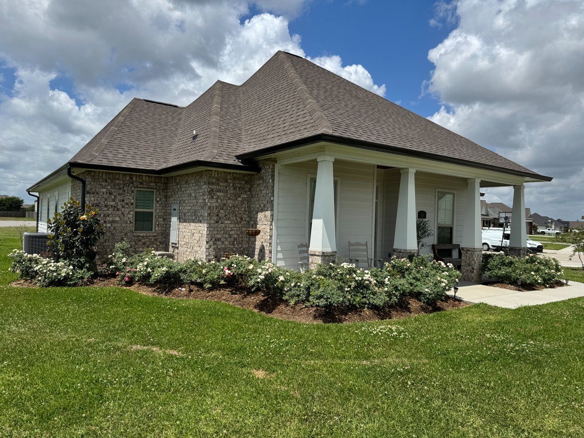 RGuttersPro's tweet image. Seamless Gutters Built for Protection
‼️FREE Estimates 985-304-8551‼️

#gutters #seamlessgutters #HomeProtection #HomeUpgrade