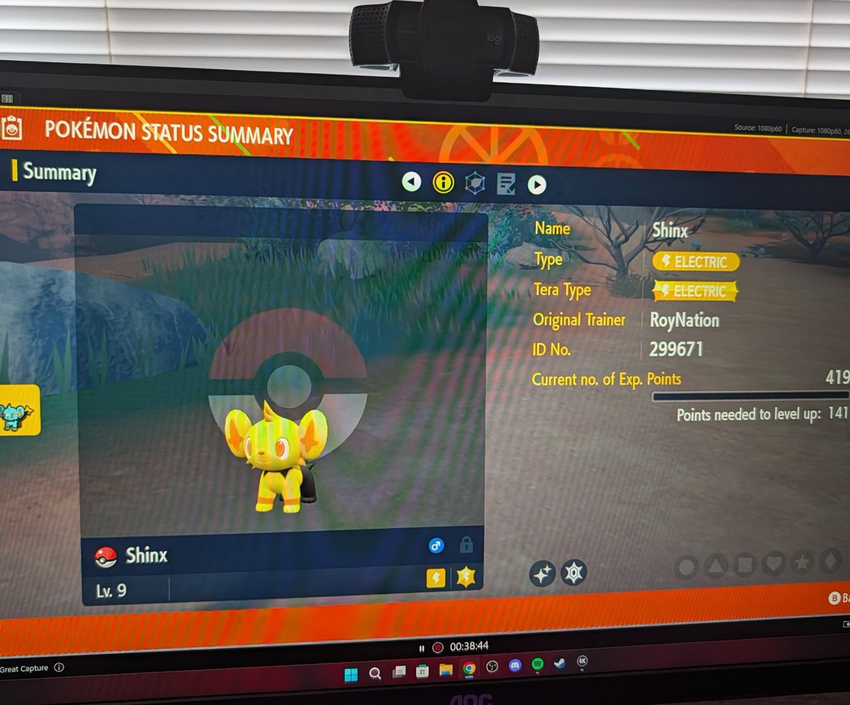 RoyNation54's tweet image. So I couldn't find a shiny when I did my first playthrough of Pokemon Violet, but on a new playthrough of Pokemon Scarlet I randomly got one! (No shiny charm btw) LFG!! 🤯🌟✨ #PokemonScarlet