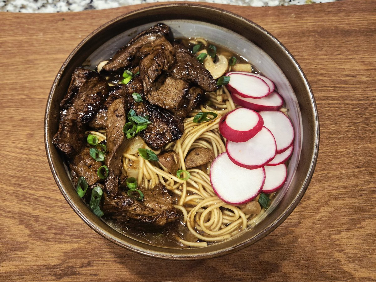XWarrior61's tweet photo. Marinated whitetail and a simple udon noodle bowl https://t.co/MI9LwjnEPN