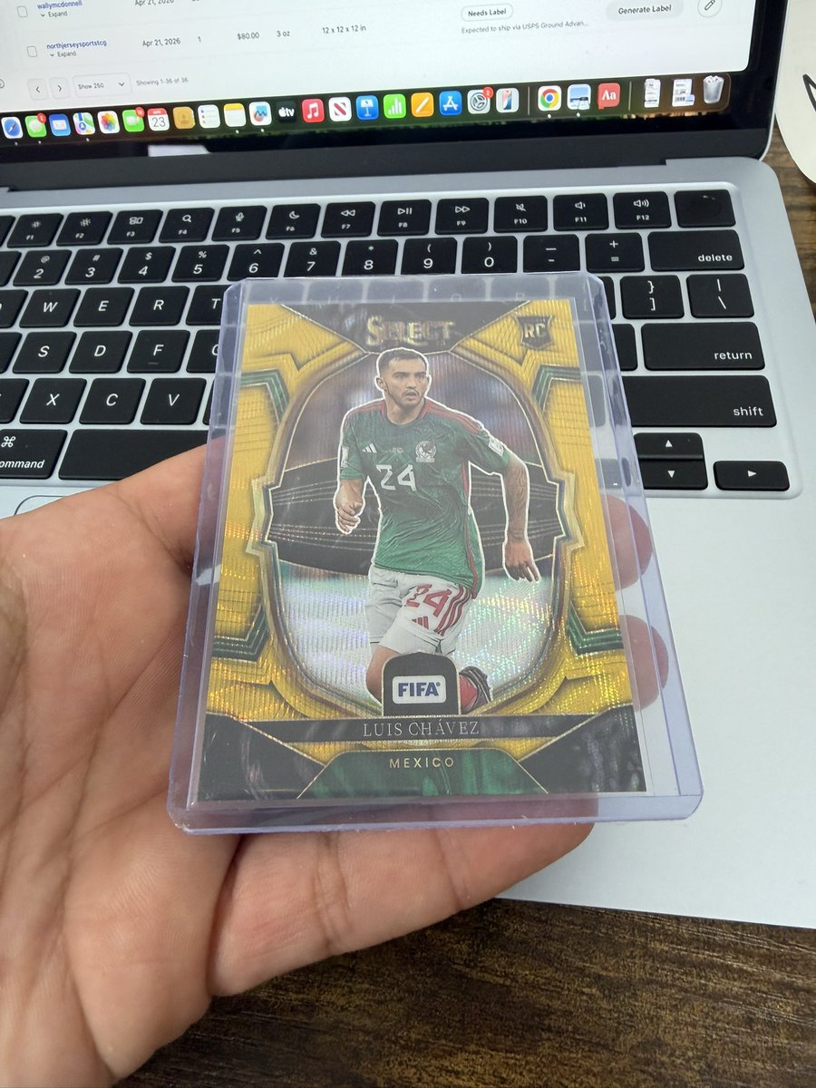 _Jdrios's tweet photo. @jcutlersburner Chavez RC /10- $25
Verbruggen Auto /10-$60
Gilberto Silva Auto- $20
Harry Kane /50-$20 https://t.co/9n9LEYLMSk