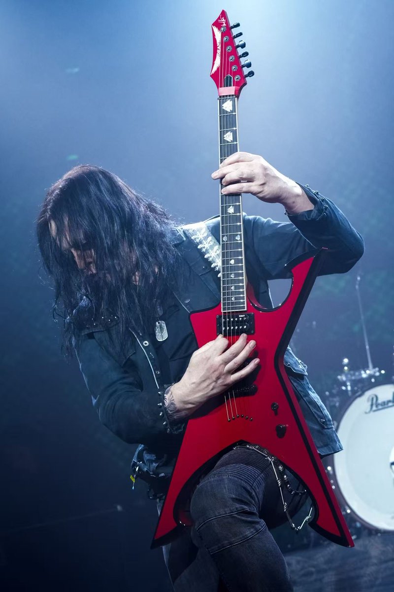 𝕸𝖎𝖈𝖍𝖆𝖊𝖑 𝕬𝖒𝖔𝖙𝖙 tweet media