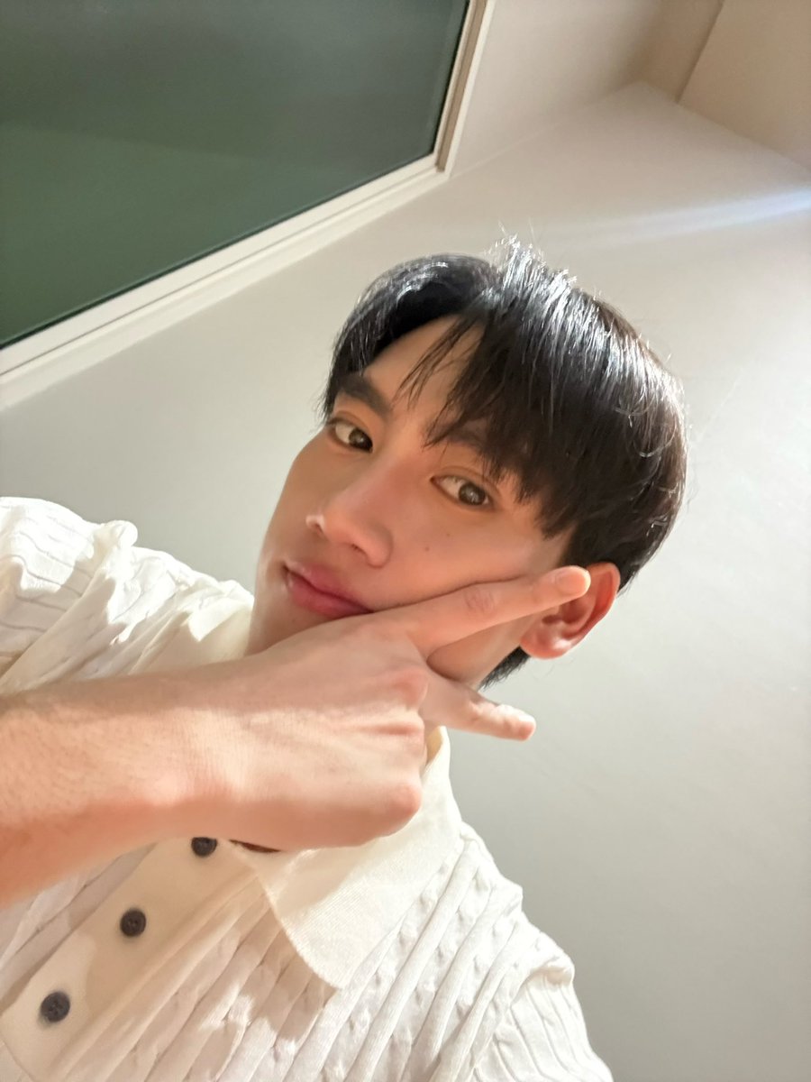 คืนนี้ Good night นะครับทุกคน😘

#pungphirunwat