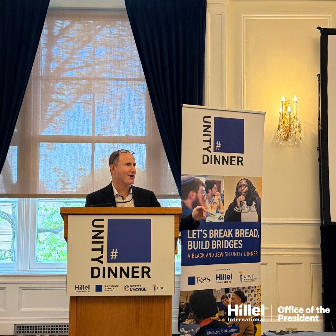 AdamL's tweet photo. We were honored to have @GovernorShapiro, @nflcommish Roger Goodell, Robert Kraft (@StandUp2JewHate),  @CoreyOConnorPA and @CharlieBatch16 join us for our Black Jewish Student Unity Dialogue and Dinner, just ahead of the @NFLDraft in Pittsburgh. 

Great guidance and inspiration from our special guests, and meaningful dialogue and bridge building by the also inspiring Black and Jewish student leaders who participated!
