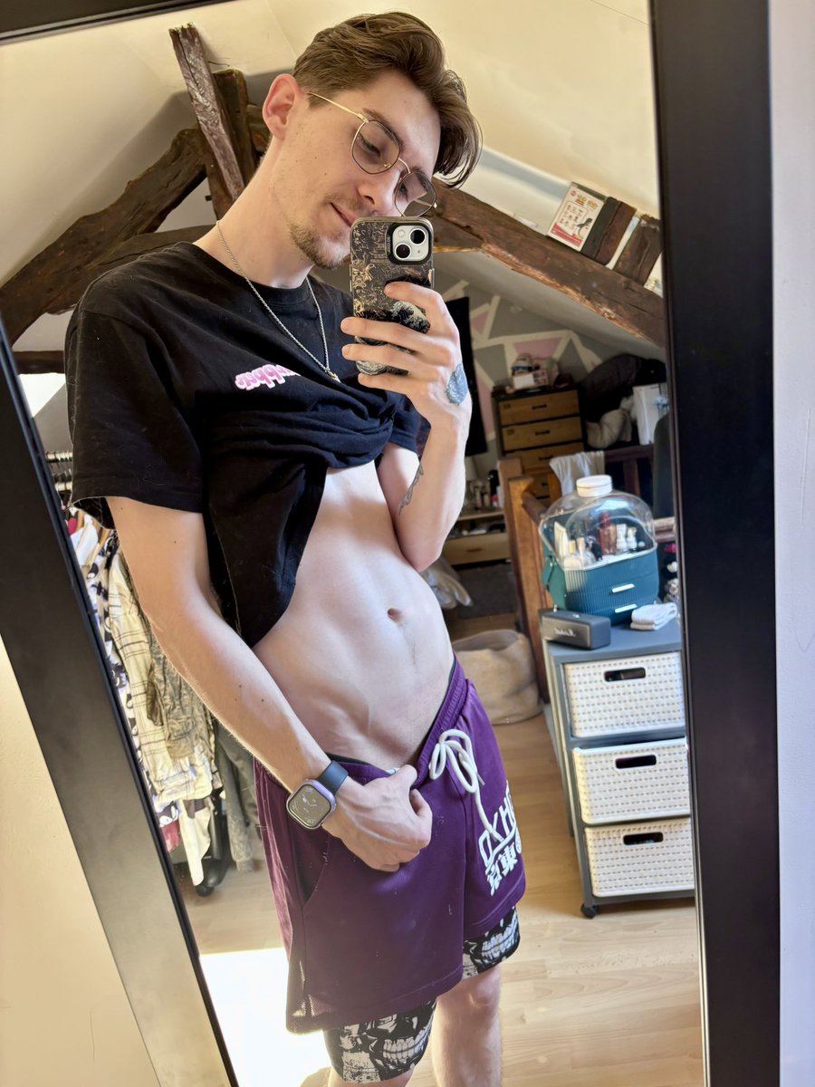 FukuroOff's tweet photo. Petite photo du jour 😁🔥

Ça vous plaît ? 🙈😈 https://t.co/H47ZTz2Up1
