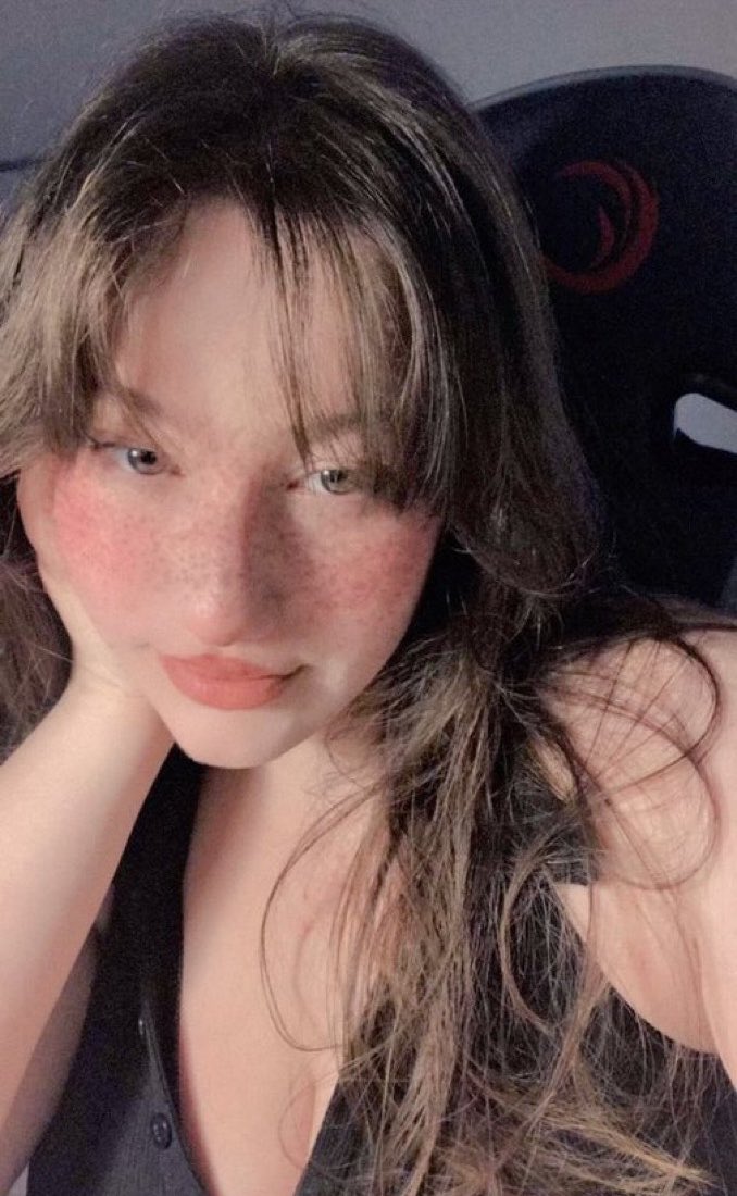 Todo dia uma gordinha tweet media