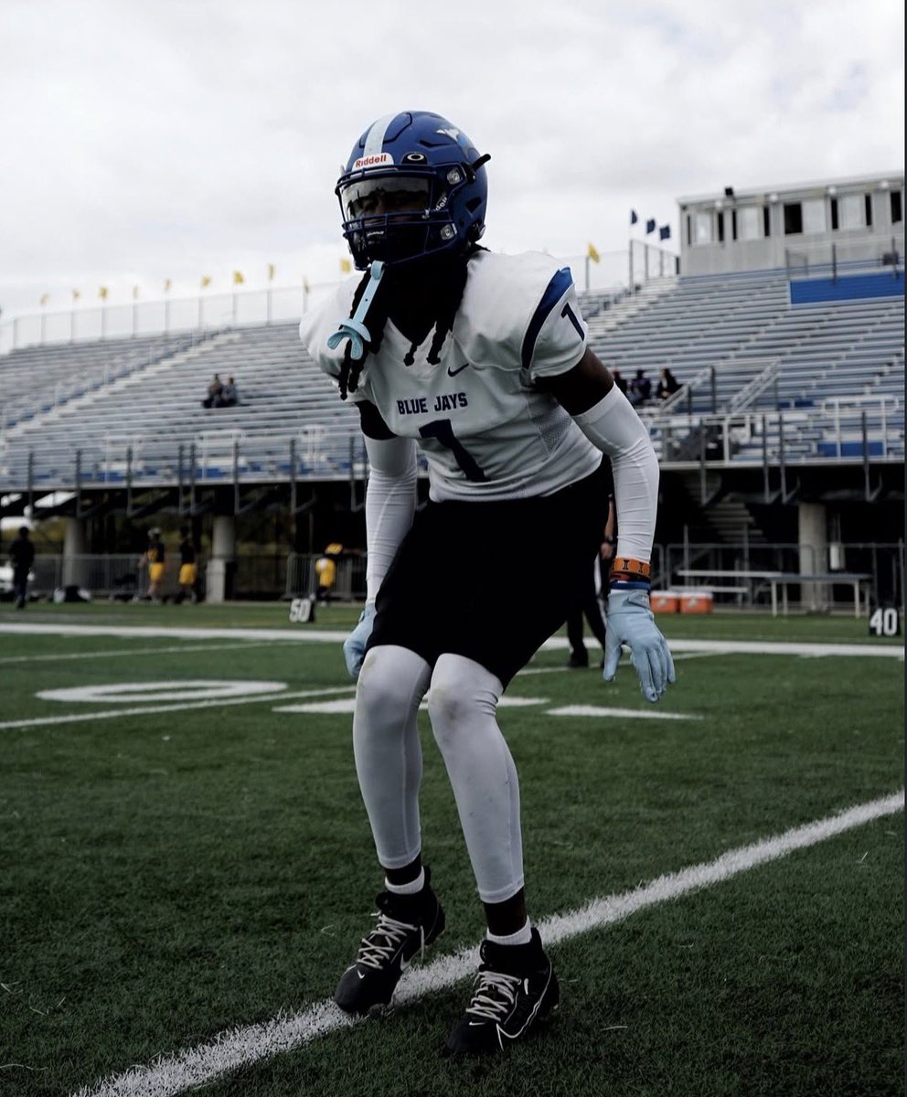 Dooleywilliams1's tweet photo. As my JUCO career comes to an end, I’m grateful for every part of the journey the highs, the lows, and everything in between…One thing I know for sure…I have no regrets from it. This experience helped shape me into the man I am today. @JUCOFFrenzy https://t.co/JtAnXMXxbY