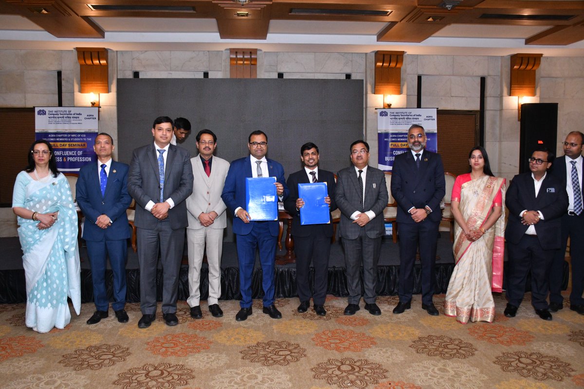 icsi_cs's tweet image. #ICSI inks MoU with M/S Konproz Tech Pvt Ltd (VIDUR AI Software) , in the presence of #CS Pawan G Chandak, President, the ICSI, and other Council Members to provide exclusive benefits of the AI Software to Company Secretaries
