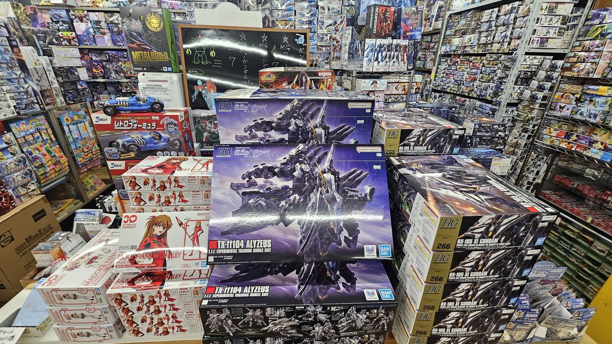 25日土曜日BANDAI等、各メーカー新製品並べて皆様のご来店お待ちして
