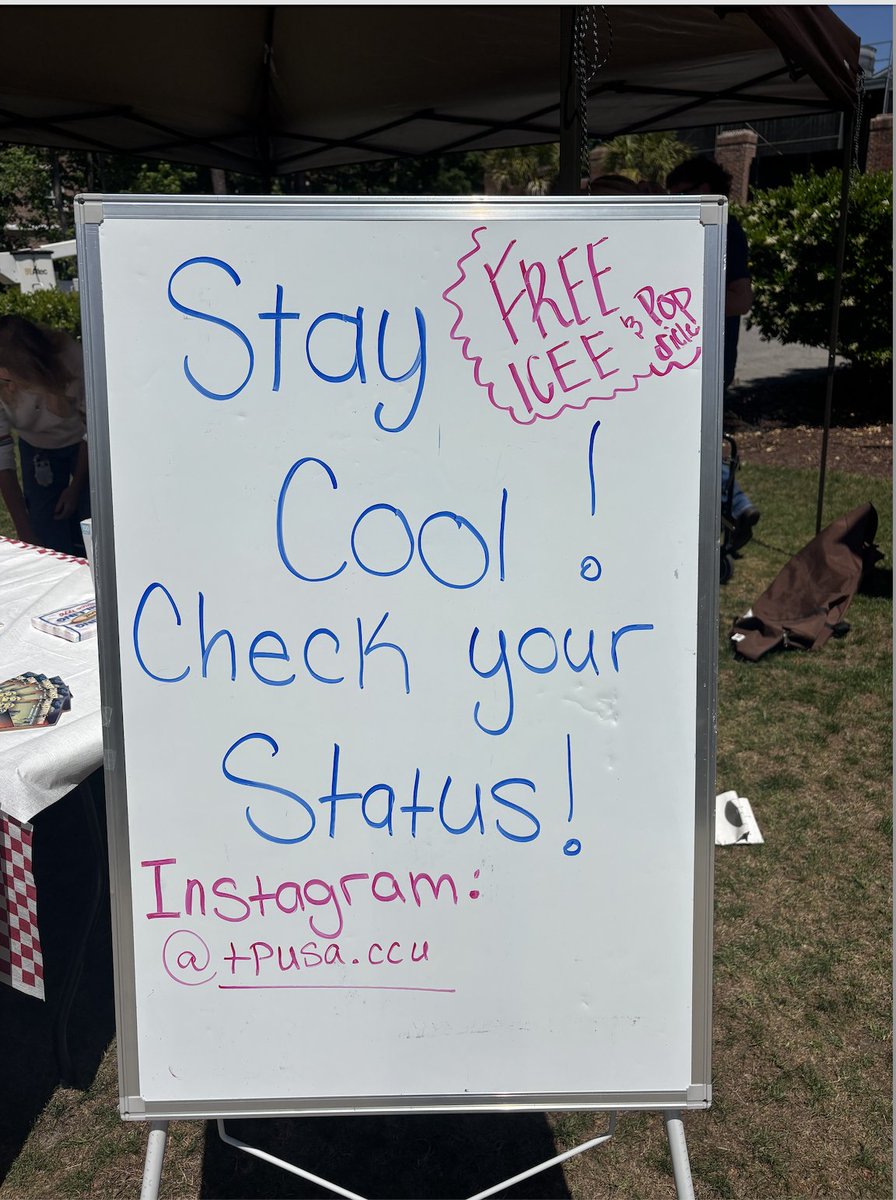 CKrepil's tweet photo. Stay cool, check your status! Handing out free icee on a hot day! @tpusastudents https://t.co/FRqpcRUie2