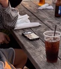 Branding is so important…taehyung’s new phone cover is leopard 😭