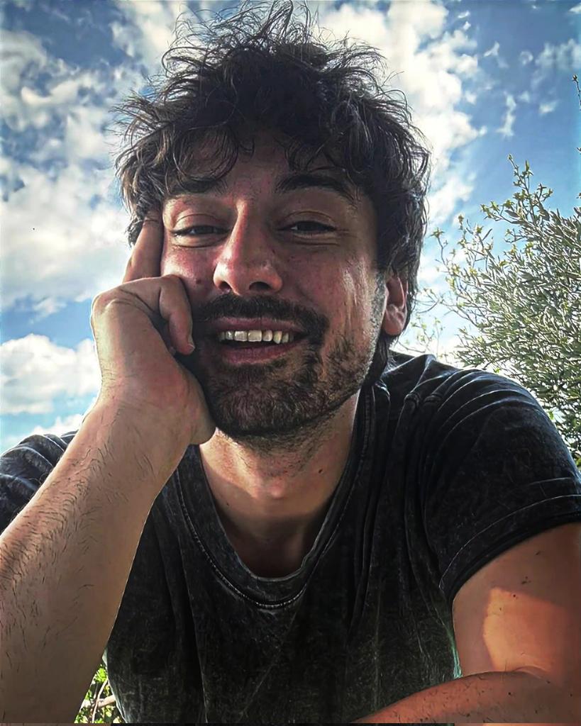 hodavibes_'s tweet image. #AlpNavruz ★ Always shining