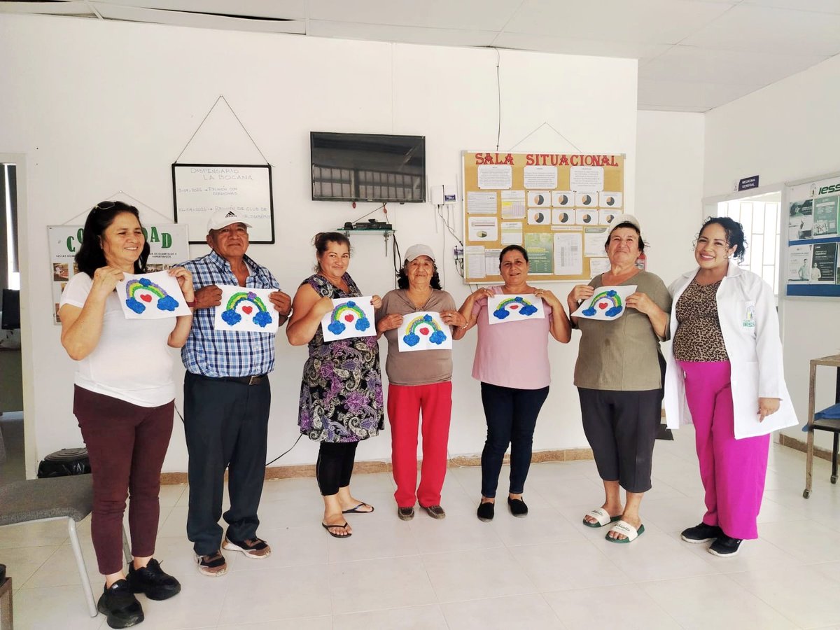 IESS_Loja's tweet photo. #IESSacompaña | @IESS_SSC brinda atención integral en el Dispensario La Bocana 🏥 a adultos mayores 👵👴 con servicios médicos y odontológicos 🩺 que fortalecen su bienestar. https://t.co/m7Hr4DHP1X