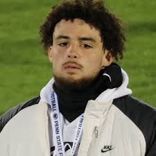 CoachStorino's tweet image. Great Experience last night - Day 1 of the Draft.  Thank you @SteelersYouthFB for the invite.  On Saturday, Senior Captain and D1 athlete @Aaron1Loritts_ will be on stage representing @SLS_Football  to kickoff Day #3 of the draft at Noon. #RebelPride @SetonLaSalle @SLSQBClub @sls