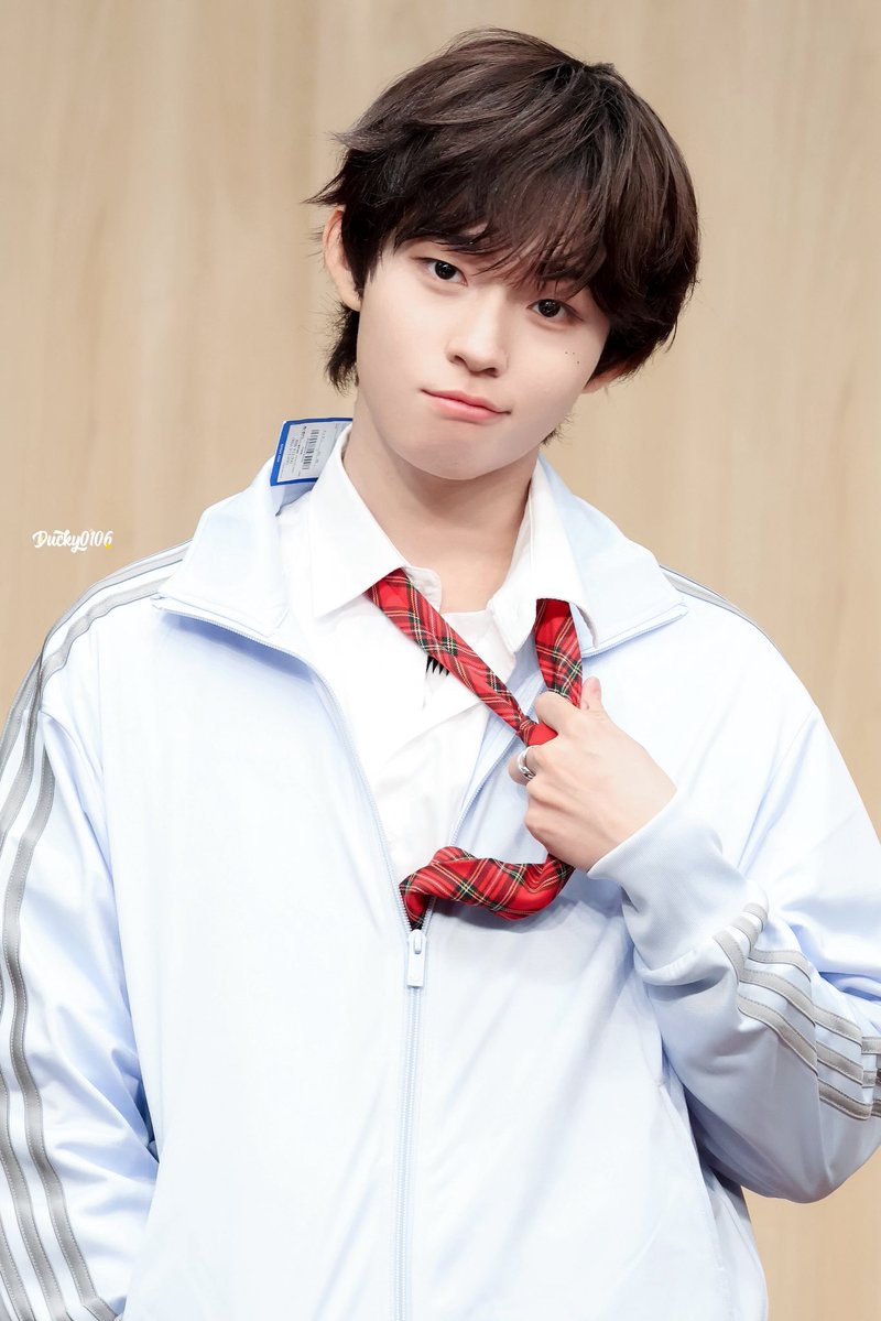 Ducky0106 tweet media